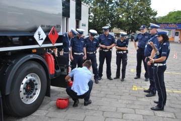 Turek. Szkolenie policjantów ruchu drogowego od kontroli transportu