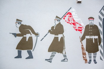 Adamów. Powstaje drugi z patriotycznych murali w gminie Kleczew
