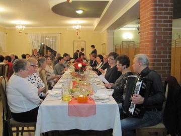 Stare Miasto. Seniorzy spotkali się na tradycyjnej kolacji wigilijnej