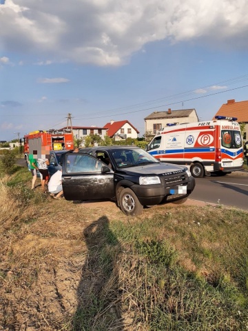 W Powidzu doszło do wypadku trzech samochodów osobowych