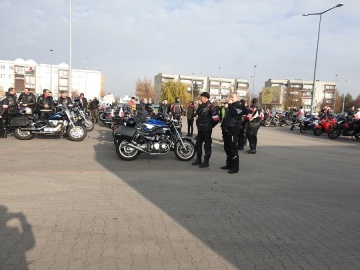 Patriotyczna parada motocyklowa przejechała ulicami Konina