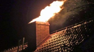 Strażacy odnotowali kilkadziesiąt pożarów sadzy w kominach