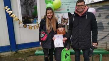 Ośmiolatka zorganizowała urodziny w schronisku dla zwierząt