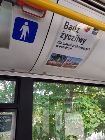 Estetyczne ramki zamiast plakatów w autobusach konińskiego MZK