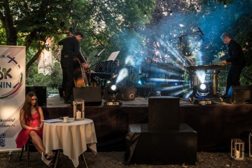 Muzyczna podróż z MDK. Astora Piazzoli w muzealnym ogrodzie