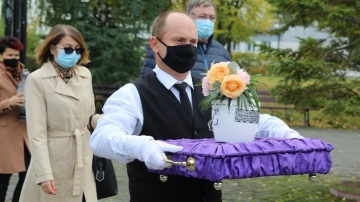 Pochówek dzieci martwo urodzonych na konińskim cmentarzu