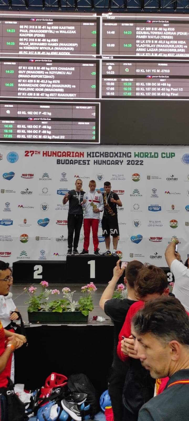 Aleksander Kowalczyk zdobył Puchar Świata, Szymon Kałużny drugi