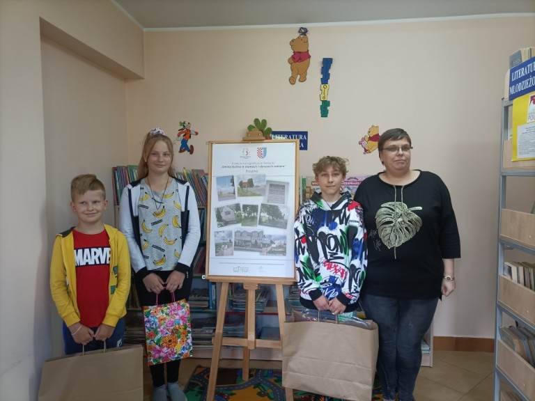 Poznawali historię gminy. Konkurs fotograficzno-literacki dla uczniów