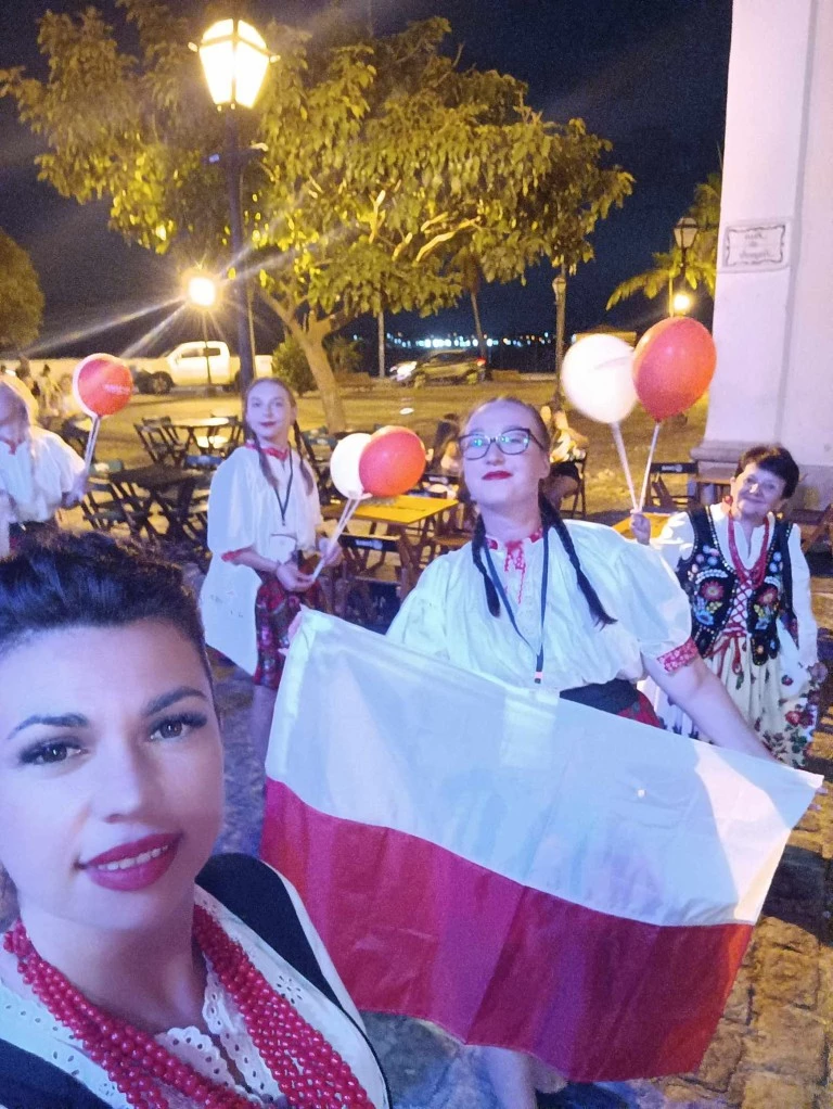 Polski folklor na brazylijskim festiwalu. Sukces TOP DANCE i Rytmix