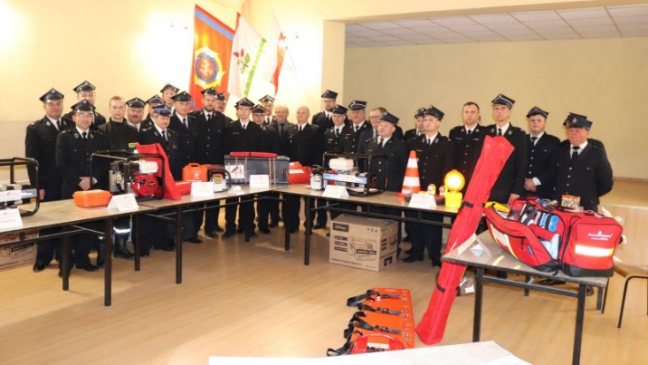 Strażacy z gminy Rzgów otrzymali nowy sprzęt za ponad 62 tys. zł