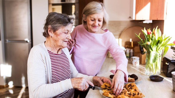 Opiekunka osób starszych w Niemczech - Sprawdź, jak może wpłynąć na poprawę  stanu psychicznego i fizycznego u seniora