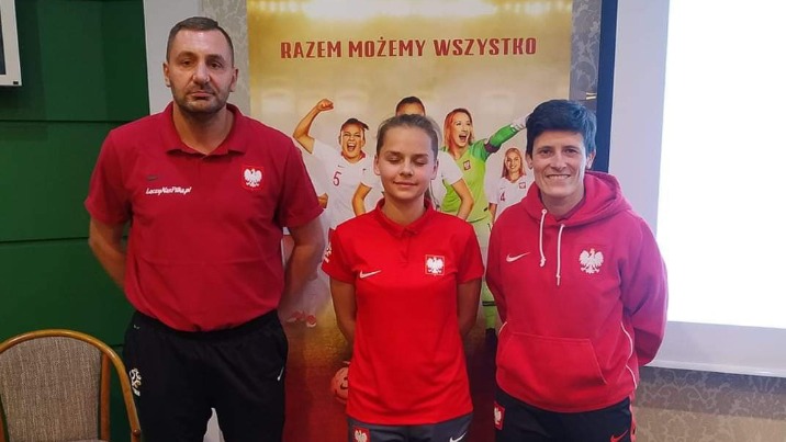 Piłkarka i trenerzy Medyka Konin na zgrupowaniu Talent Pro