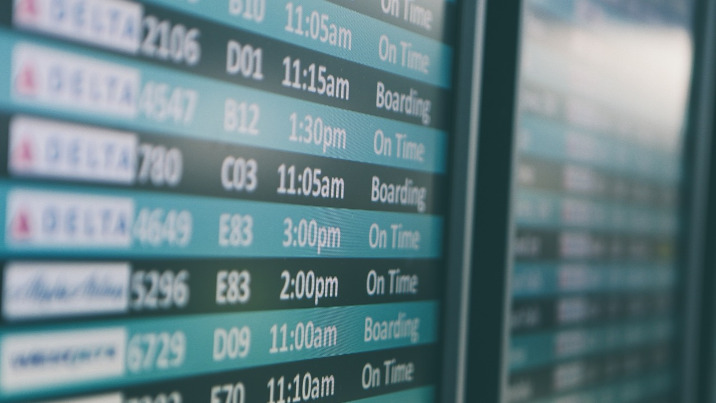 [Sprawdź] Prawa pasażera w przypadku opóźnionego lotu