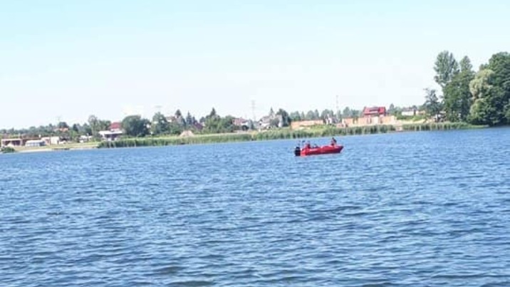 Wypadek na jeziorze Wąsowskim? Trwają poszukiwania mężczyzny