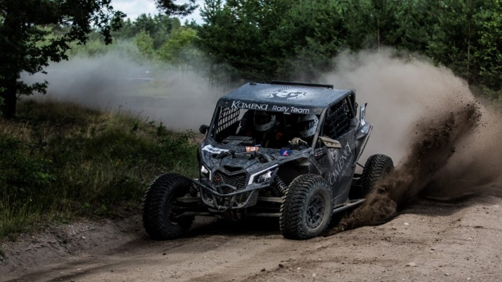 Wygrali trzy odcinki i klasyfikację mistrzostw Węgier. Dobry start Kamena Rally Team na początek sezonu rajdowego
