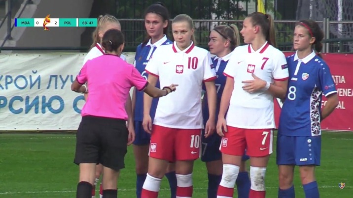 Pierwszy gol Kopińskiej w reprezentacji, grała też Grzywińska