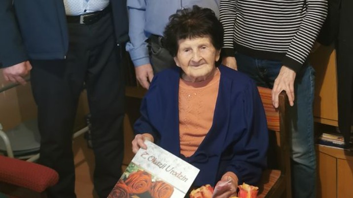 Jubilatka z Liśca Wielkiego z uśmiechem świętuje 105 urodziny